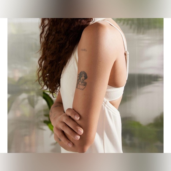 Out from under laguna midi dress cover up in size small - Picture 3 of 5